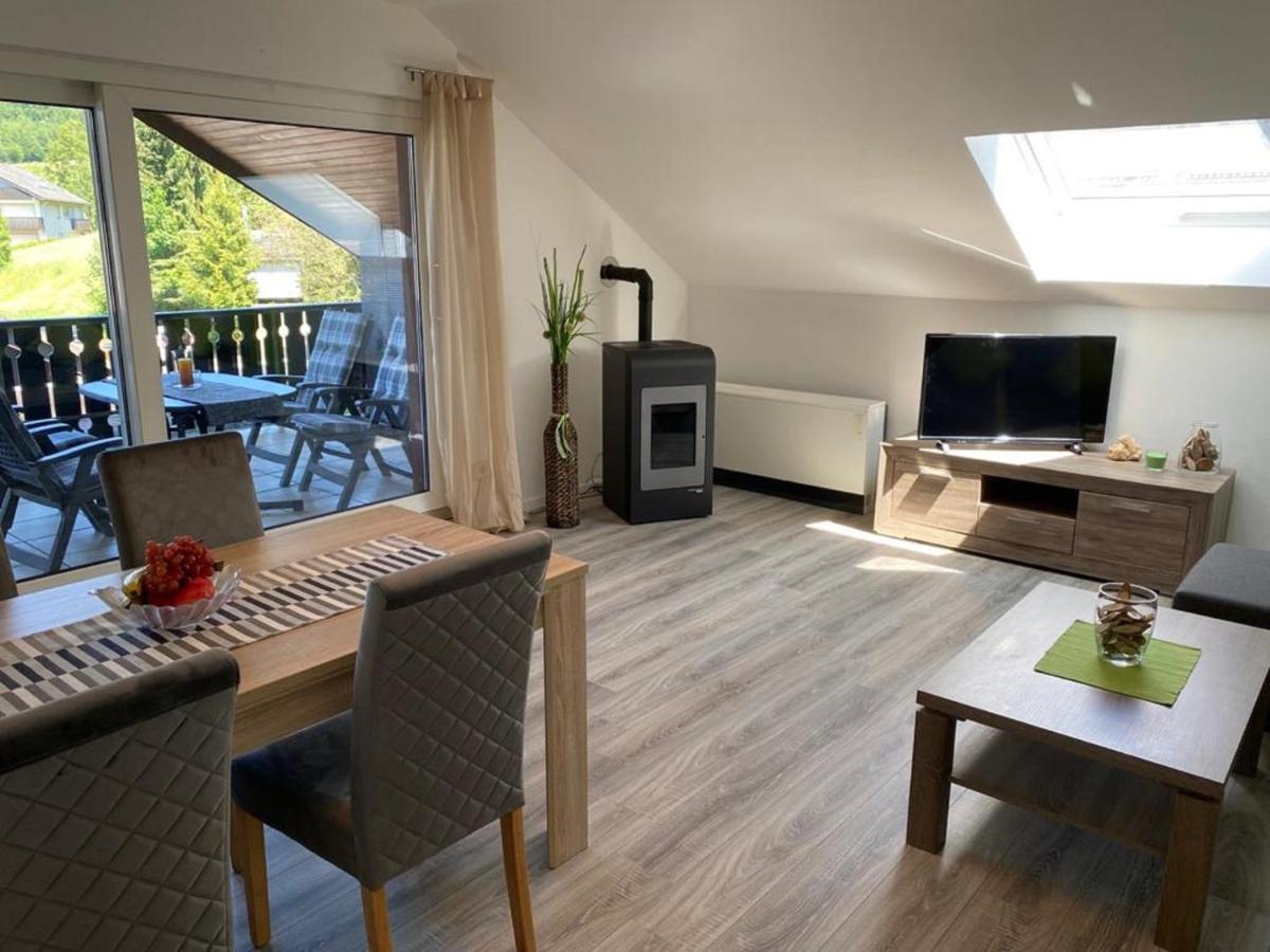 Ferienwohnung Frieda Mit Ueberdachtem Balkon Winterberg Ngoại thất bức ảnh